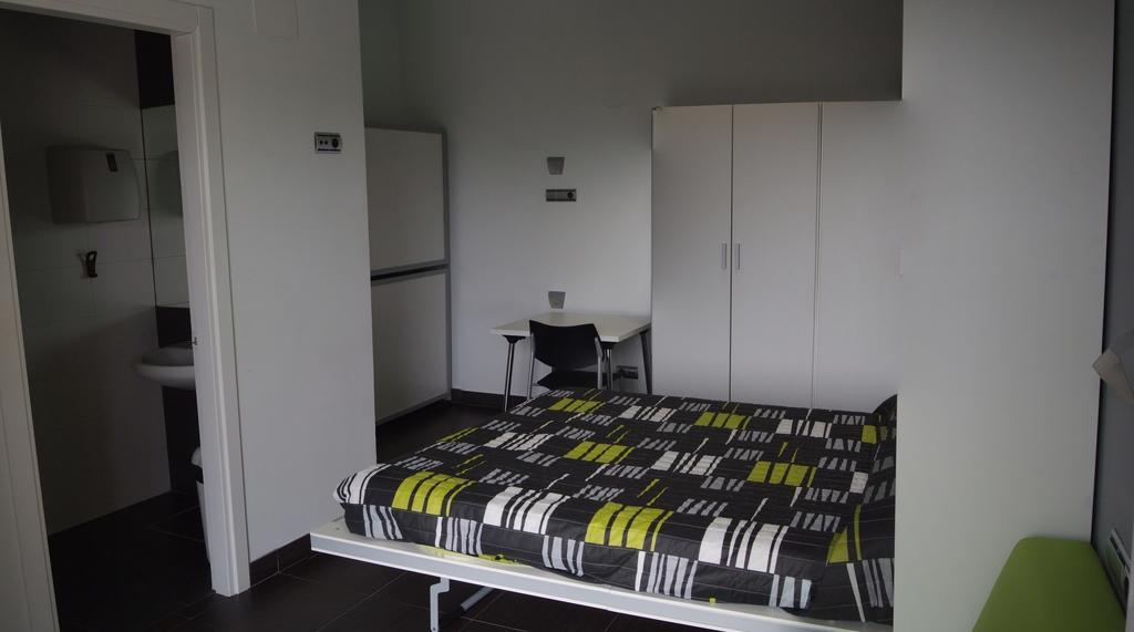 Albergue/Auberge Ulia Youth Hostel 산세바스티안 객실 사진